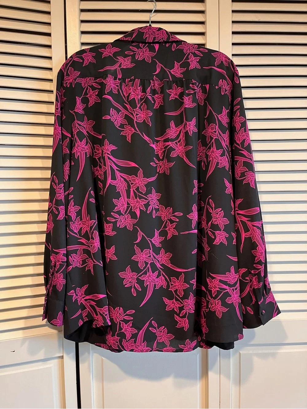 Vince Camuto lightweight vince